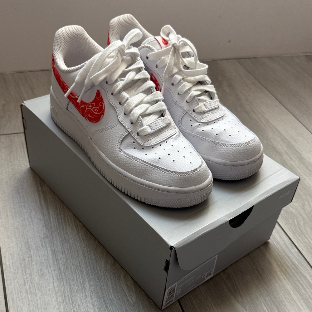 Nike Air Force 1 '07 'Rush Orange Paisley Womens 8